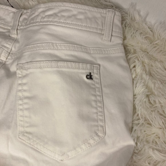Calvin Klein Ankle Length Skinny Jeans Cotton and Spandex White Womens Size 2 - Picture 4 of 6